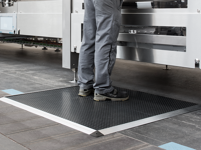 Sensor solutions for machine safety